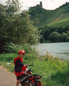 Leontien along the moezel