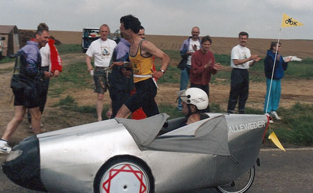Rotterdam to Paris Menno in support recumbent for runner 1995