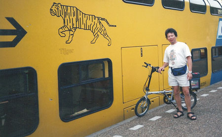 Folding bike and train in the Netherlands